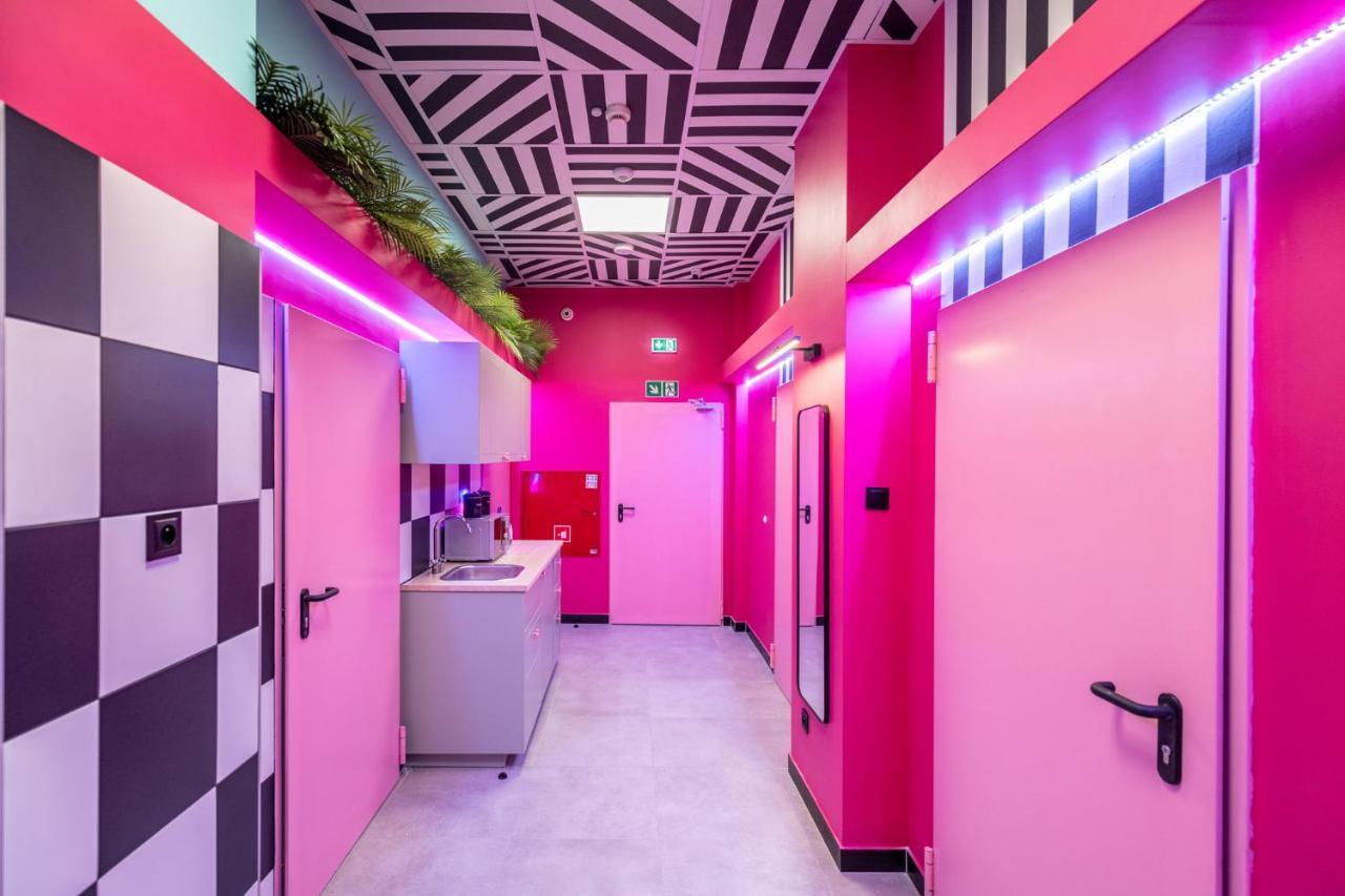 Vice Hostel *